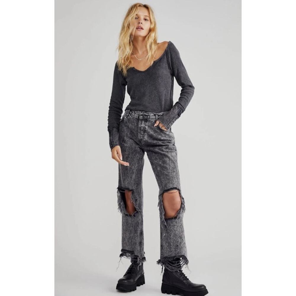 We The Free Washed Black Distressed Ankle Cropped Jeans